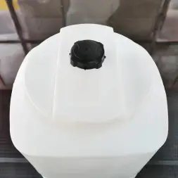 Емкость L 1000л OIL белая