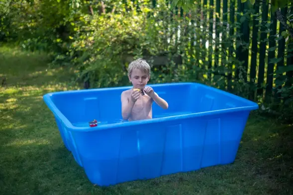 Ванна пластиковая пищевая с крышкой KN, 600 л, 1.5 г/см³, HDPE, синий [121207.0600.601.001]