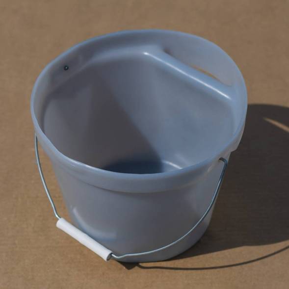 Ведро пластиковое фермерское для выпойки, 5 л [6367]