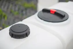 Емкость K 1000л белая в обрешетке New